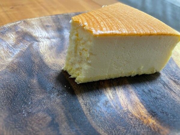 糖質72％カットのチーズスフレケーキの食感