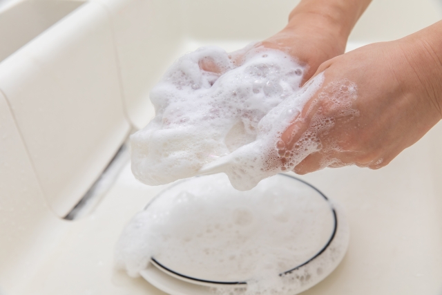 食器用洗剤無しで本当に汚れが落ちるの？